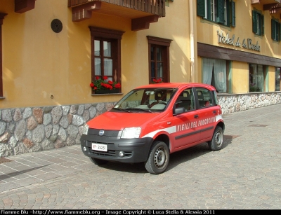 Fiat Nuova Panda 4x4
Vigili del Fuoco
VF 24251
Parole chiave: Fiat Nuova_Panda_4x4 VF24251 Raduno_Nazionale_VVF_2010