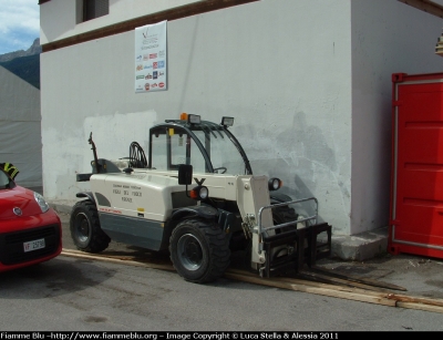 Terex Telelift 2506
Vigili del Fuoco
Comando Provinciale di Firenze
Colonna Mobile Toscana
VF 24182


Parole chiave: Terex Telelift_2506 VF24182 Raduno_Nazionale_VVF_2010