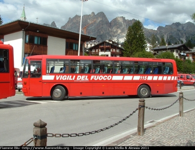 Iveco 370
Vigili del Fuoco
VF 16390
Parole chiave: Iveco 370 VF16390 Raduno_Nazionale_VVF_2010