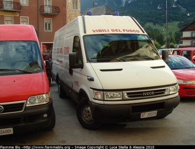 Iveco Daily III serie
Vigili del Fuoco
VF 25515
Parole chiave: Iveco Daily_IIIserie VF25515 Raduno_Nazionale_VVF_2010