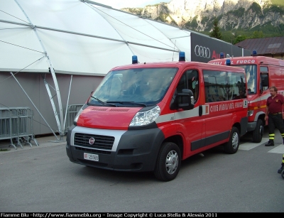 Fiat Ducato X250
Vigili del Fuoco
Mezzo acquistato dalla regione Lombardia
VF 25568
Parole chiave: Fiat Ducato_X250 VF25568 Raduno_Nazionale_VVF_2010