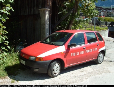 Fiat Punto I serie
Vigili del Fuoco
VF 20421
Parole chiave: Fiat Punto_Iserie VF20421 Raduno_Nazionale_VVF_2010