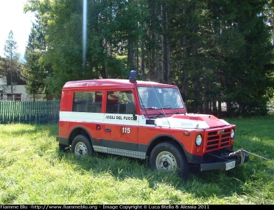 Fiat Campagnola II serie
Vigili del Fuoco
VF 14081
Parole chiave: Fiat Campagnola_IIserie VF14081 Raduno_Nazionale_VVF_2010