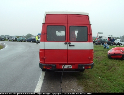 Iveco Daily I Serie
Vigili del Fuoco
Comando Provinciale di Ferrara
fino al 2009 in uso come carro aria, oggi in forza al distaccamento volontario di Copparo
VF 15849
Parole chiave: Iveco Daily_ISerie VF15849