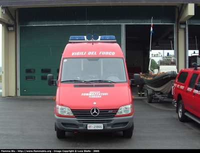 Mercedes-Benz Sprinter II serie
Vigili del Fuoco
Comando Provinciale di Ferrara
Nucleo Sommozzatori
VF 21866
Parole chiave: Mercedes-Benz Sprinter_IIserie VF21866