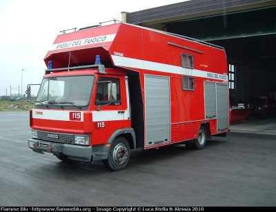 Iveco Zeta 95-14
Vigili del Fuoco
Comando Provinciale di Ferrara
Colonna Mobile Regionale Emilia-Romagna
Polilogistico allestimento Baribbi
VF 15889
Parole chiave: Iveco Zeta_95-14 VF15889