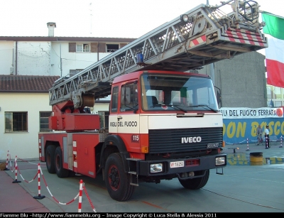 Iveco 330-35
Vigili del Fuoco
Comando Provinciale di Bologna
AutoScala
VF 16252
Parole chiave: Iveco 330-35 VF16252