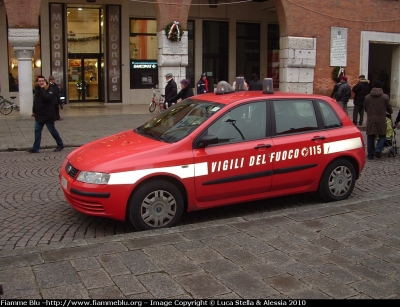 Fiat Stilo II serie
Vigili del Fuoco 
Comando Provinciale di Ferrara
VF 23761
Santa Barbara 2010 Ferrara
Parole chiave: Fiat Stilo_IIserie VF23761 Santa_Barbara_2010