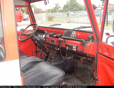 Fiat Campagnola II serie
Vigili del Fuoco
Comando Provinciale di Ferrara
Distaccamento Permanente di Codigoro (FE)
Abitacolo
VF 14474
Parole chiave: Fiat Campagnola_IIserie VF14474