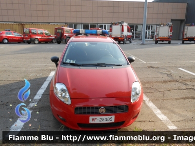 Fiat Grande Punto
Vigili del Fuoco
VF 15089
Parole chiave: Fiat Grande_Punto VF25089