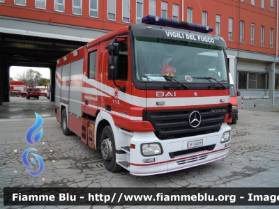 Mercedes-Benz Actros 1841 II serie
Vigili del Fuoco
Comando Provinciale di Ravenna
Distaccamento Permanente Ravenna Porto 
AutoPompaSerbatoio allestimento BAI
VF 24505
Santa Barbara 2012 Ravenna 
Parole chiave: Mercedes-Benz Actros_1841_IIserie VF24505 santa_Barbara_VVF_2012