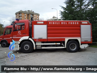 Mercedes-Benz Atego 1828 I serie
Vigili del Fuoco
 Comando Provinciale di Ravenna
 AutoBottePompa allestimento BAI
 VF 22997
 Santa Barbara 2012 Ravenna 
Parole chiave: Mercedes-Benz Atego_1828_Iserie VF22997 Santa_Barbara_VVF_2012