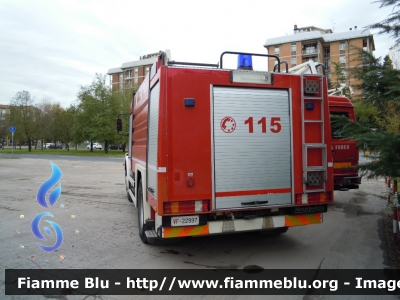 Mercedes-Benz Atego 1828 I serie
Vigili del Fuoco
 Comando Provinciale di Ravenna
 AutoBottePompa allestimento BAI
 VF 22997
 Santa Barbara 2012 Ravenna 
Parole chiave: Mercedes-Benz Atego_1828_Iserie VF22997 Santa_Barbara_VVF_2012