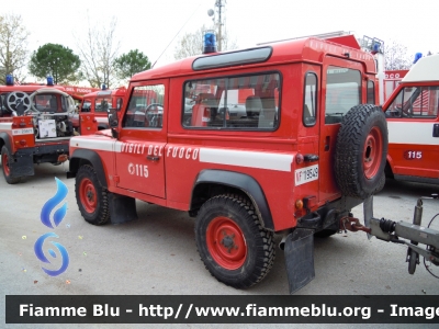 Land Rover Defender 90
Vigili del Fuoco
 Comando Provinciale di Ravenna
 VF 19549
 Santa Barbara 2012 Ravenna
Parole chiave: Land-Rover Defender_90 VF19549 Santa_Barbara_VVF_2012