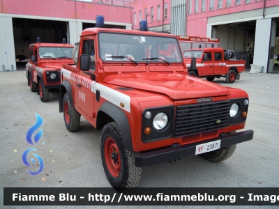 Land Rover Defender 90
Vigili del Fuoco
 Comando Provinciale di Ravenna
Allestimento BAI
 VF 23871
 Santa Barbara 2012 Ravenna
Parole chiave: Land-Rover Defender_90 VF23871 Santa_Barbara_VVF_2012