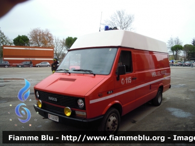 Iveco Daily I serie
Vigili del Fuoco
 Comando Provinciale di Ravenna
Carro Soccorso
 VF 14187
 Santa Barbara 2012 Ravenna
Parole chiave: Iveco Daily_Iserie VF14187 Santa_Barbara_VVF_2012