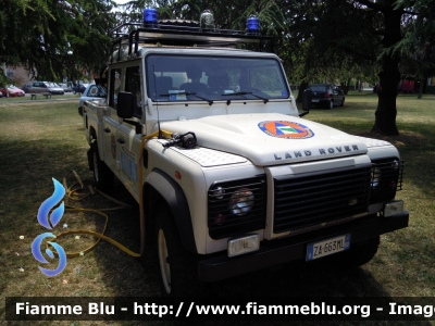 Land Rover Defender 130
Protezione Civile
Gruppo Provinciale di Ferrara
Parole chiave: Land-Rover Defender_130