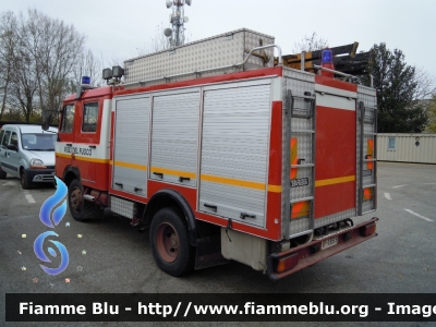 Iveco OM 79-13
Vigili del Fuoco
 Comando Provinciale di Ravenna
AutoPompaSerbatoio allestimento Baribbi
 VF 13519
 Santa Barbara 2012 Ravenna
Parole chiave: Iveco OM 79-13 VF13519 Santa_Barbara_VVF_2012