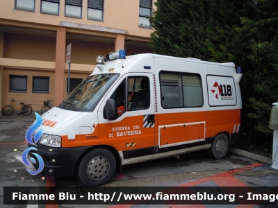 Fiat Ducato III serie
118 Provincia di Ravenna
Azienda USL di Ravenna
Allestita Vision
Ambulanza "RA 10"
Parole chiave: Fiat Ducato_IIIserie Ambulanza