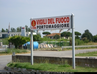 Distaccamento Permanente di Portomaggiore (FE)
Vigili del Fuoco 
Insegna sulla strada Provinciale
Parole chiave: Distaccamento_Permanente_Portomaggiore