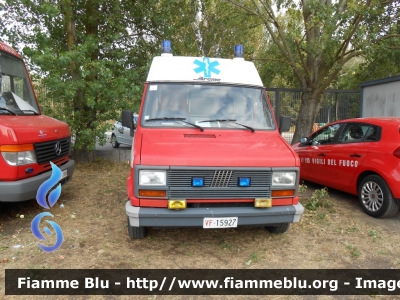 Fiat Ducato I serie
Vigili del Fuoco
 Comando Provinciale di Padova
 Ambulanza allestimento Brema
 VF 15927
Parole chiave: Fiat Ducato_Iserie VF15927