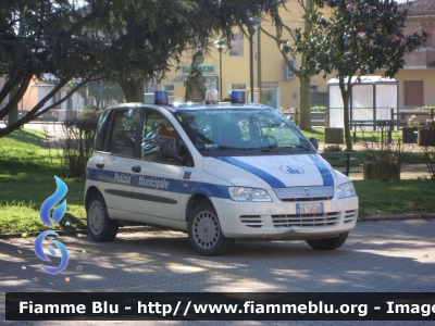 Fiat Multipla II serie
Polizia Municipale
 Corpo unico di Polizia Municipale Argenta-Portomaggiore-Voghiera-Masi Torello (FE)
 Distaccamento di Argenta
Polizia di Prosimità
POLIZIA LOCALE YA 155 AB
Parole chiave: Fiat Multipla_IIserie POLIZIALOCALEYA155AB