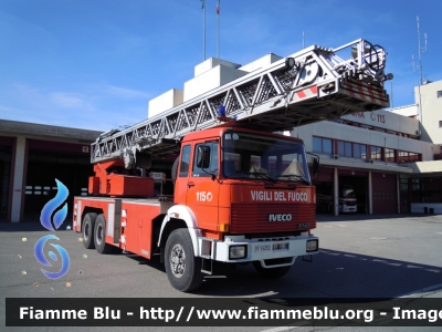 Iveco 330-35
 Vigili del Fuoco
 Comando Provinciale di Bologna
 AutoScala da 50 metri allestimento Iveco-Magirus
VF 16252
Parole chiave: Iveco 330-35 VF16252