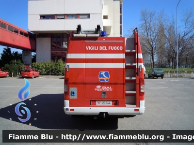 Mercedes-Benz Sprinter II Serie
Vigili del Fuoco
Comando Provinciale di Bologna
Polisoccorso allestimento Bai
Dono di Autostrade per l'Italia
VF 23944
Parole chiave: Mercedes-Benz Sprinter_IISerie VF23944