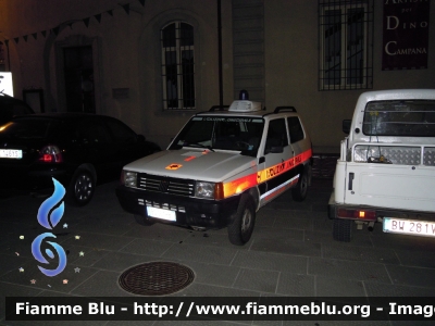 Fiat Panda 4x4 II serie
Polizia Municipale
Comune di Palazzolo sul Senio (FI)
Parole chiave: Fiat Panda_4x4_IIserie