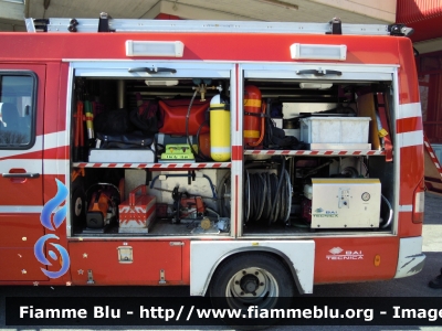 Mercedes-Benz Sprinter II Serie
Vigili del Fuoco
Comando Provinciale di Bologna
Polisoccorso allestimento Bai
Dono di Autostrade per l'Italia
Vani laterali sinistra
VF 23942
Parole chiave: Mercedes-Benz Sprinter_IISerie VF23942