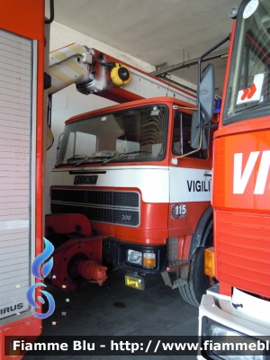 Fiat 300PC
 Vigili del Fuoco
 Comando Provinciale di Bologna
 AutoGru da 16 ton allestimento Cristanini
 VF 11691
Parole chiave: Fiat 300PC VF11691