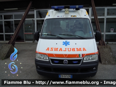 Fiat Ducato III serie
Voghiera Soccorso
Ambulanza Allestita Vision
Oscar 13
Parole chiave: Fiat Ducato_IIIserie Ambulanza