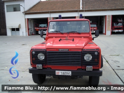 Land Rover Defender 130
Vigili del Fuoco
 Comando Provinciale di Parma
 Distaccamento Permanente di Fidenza
 VF 18395

 Si ringrazia il Comando provinciale e tutto il personale permanente e volontario per la collaborazione 
Parole chiave: Land-Rover Defender_130 VF18395