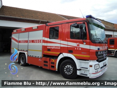 Mercedes-Benz Actros 1841 II serie 
Vigili del Fuoco
 Comando Provinciale di Parma
Distaccamento Permanente di Fidenza
 AutoPompaSerbatoio allestimento Bai
 VF 22630

 Si ringrazia il Comando provinciale e tutto il personale permanente e volontario per la collaborazione 
Parole chiave: Mercedes-Benz Actros_1841_IIserie  VF22630