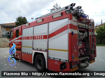 Mercedes-Benz Actros 1841 II serie 
Vigili del Fuoco
 Comando Provinciale di Parma
Distaccamento Permanente di Fidenza
 AutoPompaSerbatoio allestimento Bai
 VF 22630

 Si ringrazia il Comando provinciale e tutto il personale permanente e volontario per la collaborazione 
Parole chiave: Mercedes-Benz Actros_1841_IIserie  VF22630