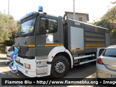 Mercedes-Benz Atego 1828 I serie 
Corpo Forestale dello Stato
 Parco Nazionale delle Cinque Terre
 Autobotte allestita BAI ricondizionata Fortini
CFS 425 AD 
Parole chiave: Mercedes-Benz Atego_1828_Iserie CFS425AD