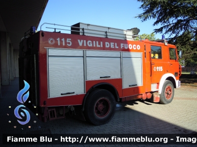 Iveco OM 160
Vigili del Fuoco
Comando Provinciale di Parma
AutoPompaSerbatoio allestimento Baribbi

Si ringrazia il Comando provinciale e tutto il personale permanente e volontario per la collaborazione
Parole chiave: Iveco OM 160 VF11712