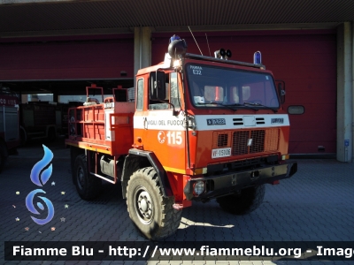 Iveco 80-16
Vigili del Fuoco
Comando Provinciale di Parma
Allestimento Baribbi
Ricondizionato Fortini
VF 15106

Si ringrazia il Comando provinciale e tutto il personale permanente e volontario per la collaborazione
Parole chiave: Iveco 80-16 VF15106