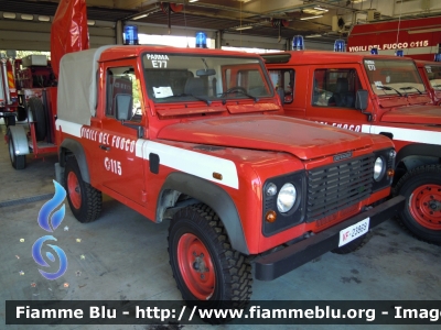 Land Rover Defender 90 Pick-up
Vigili del Fuoco
 Comando Provinciale di Parma
 VF 23869

 Si ringrazia il Comando provinciale e tutto il personale permanente e volontario per la collaborazione 
Parole chiave: Land-Rover Defender_90 VF23869