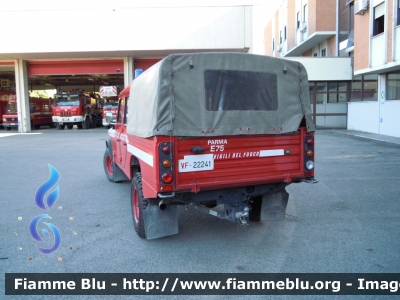 Land Rover Defender 130
Vigili del Fuoco
 Comando Provinciale di Parma
 Prima fornitura Regione Emilia Romagna,
 questo fuoristrada adibito al trasporto materiale è l'unico della fornitura senza logo di Protezione Civile Emilia Romagna
 VF 22241
 
Si ringrazia il Comando provinciale e tutto il personale permanente e volontario per la collaborazione 
Parole chiave: Land-Rover Defender_130 VF22241