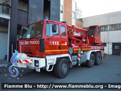 Astra BM305F
Vigili del Fuoco
 Comando Provinciale di Parma
AutoGru da 30 ton allestimento Cormach ricondizionata con aggiunta di bilancino nella parte posteriore
VF 17312
 
Si ringrazia il Comando provinciale e tutto il personale permanente e volontario per la collaborazione
Parole chiave: Astra BM305F VF17312