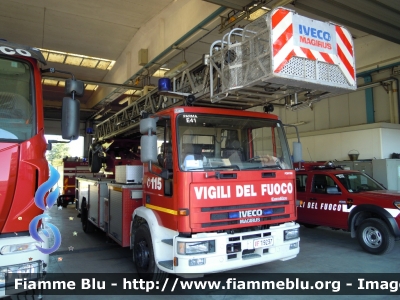 Iveco EuroFire 150E27 I serie
Vigili del Fuoco
Comando Provinciale di Parma
AutoScala da 37 metri allestimento Iveco-Magirus ricondizionata Carrozzeria Fortini
VF 19237
 
Si ringrazia il Comando provinciale e tutto il personale permanente e volontario per la collaborazione
Parole chiave: Iveco EuroFire_150E27_Iserie VF19237