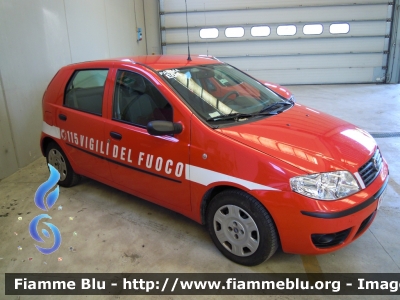 Fiat Punto III serie
Vigili del Fuoco
Comando Provinciale di Parma
VF 24030

Si ringrazia il Comando provinciale e tutto il personale permanente e volontario per la collaborazione
Parole chiave: Fiat Punto_IIIserie VF24030