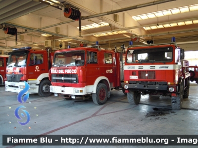 Comando Provinciale di Parma
Vigili del Fuoco
Comando Provinciale di Parma

Si ringrazia il Comando provinciale e tutto il personale permanente e volontario per la collaborazione 
Parole chiave: Iveco Om 160 VF11712 80-16 VF15106