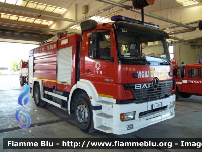 Mercedes-Benz Atego 1828 I serie
Vigili del Fuoco
Comando Provinciale di Parma
AutoBottePompa allestimento Bai
VF 22995
 
Si ringrazia il Comando provinciale e tutto il personale permanente e volontario per la collaborazione
Parole chiave: Mercedes-Benz Atego_1828_Iserie VF22995