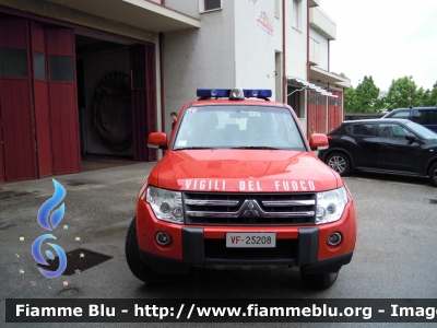 Mitsubishi Pajero Swb IV serie
Vigili del Fuoco
Comando Provinciale di Vicenza
VF 25208
Parole chiave: Mitsubishi Pajero_Swb_IVserie VF25208