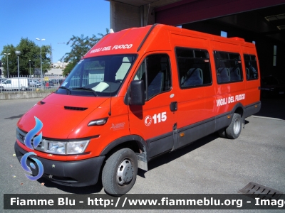 Irisbus Daily III serie
Vigili del Fuoco
Comando Provinciale di Parma
VF 24000
 
Si ringrazia il Comando provinciale e tutto il personale permanente e volontario per la collaborazione
Parole chiave: Irisbus Daily_IIIserie VF24000