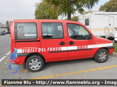 Fiat Doblò I serie
Vigili del Fuoco
VF 22886
Parole chiave: Fiat Doblò_Iserie VF22886 Reas_2012