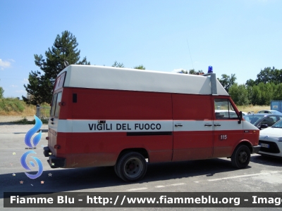 Iveco Daily I serie
Vigili del Fuoco
Comando Provinciale di Ferrara
Distaccamento Volontario di Bondeno
VF 16078

Si ringrazia tutto il personale per la collaborazione e la cortesia dimostrata
Parole chiave: Iveco Daily_Iserie VF16078