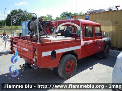 Land Rover Defender 130
Vigili del Fuoco
Comando Provinciale di Ferrara
Distaccamento Volontario di Bondeno
VF 22091

Si ringrazia tutto il personale per la collaborazione e la cortesia dimostrata
Parole chiave: Land-Rover Defender_130 VF22091